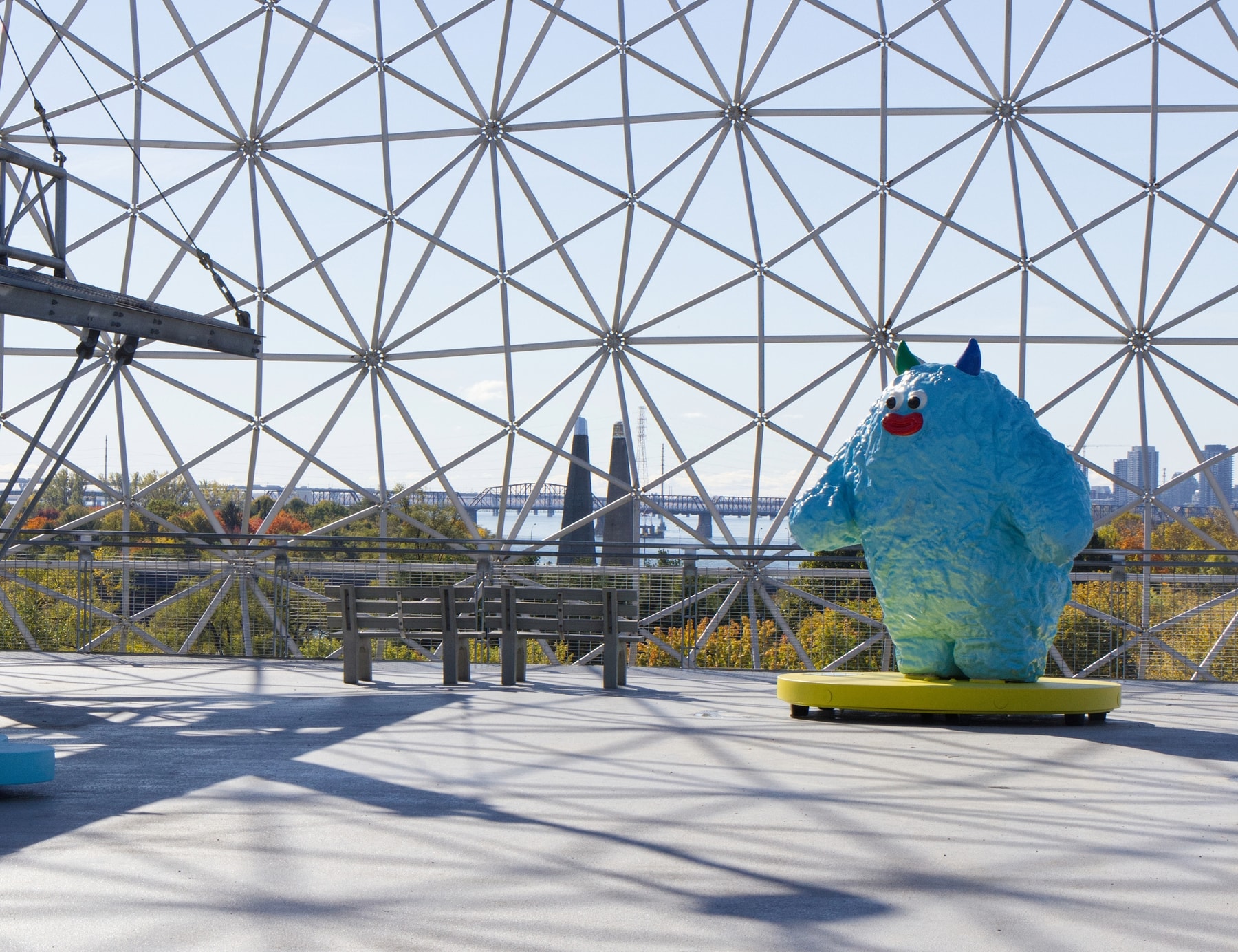 Anxiyeti, une création de Pony sur le belvédère de la Biosphère